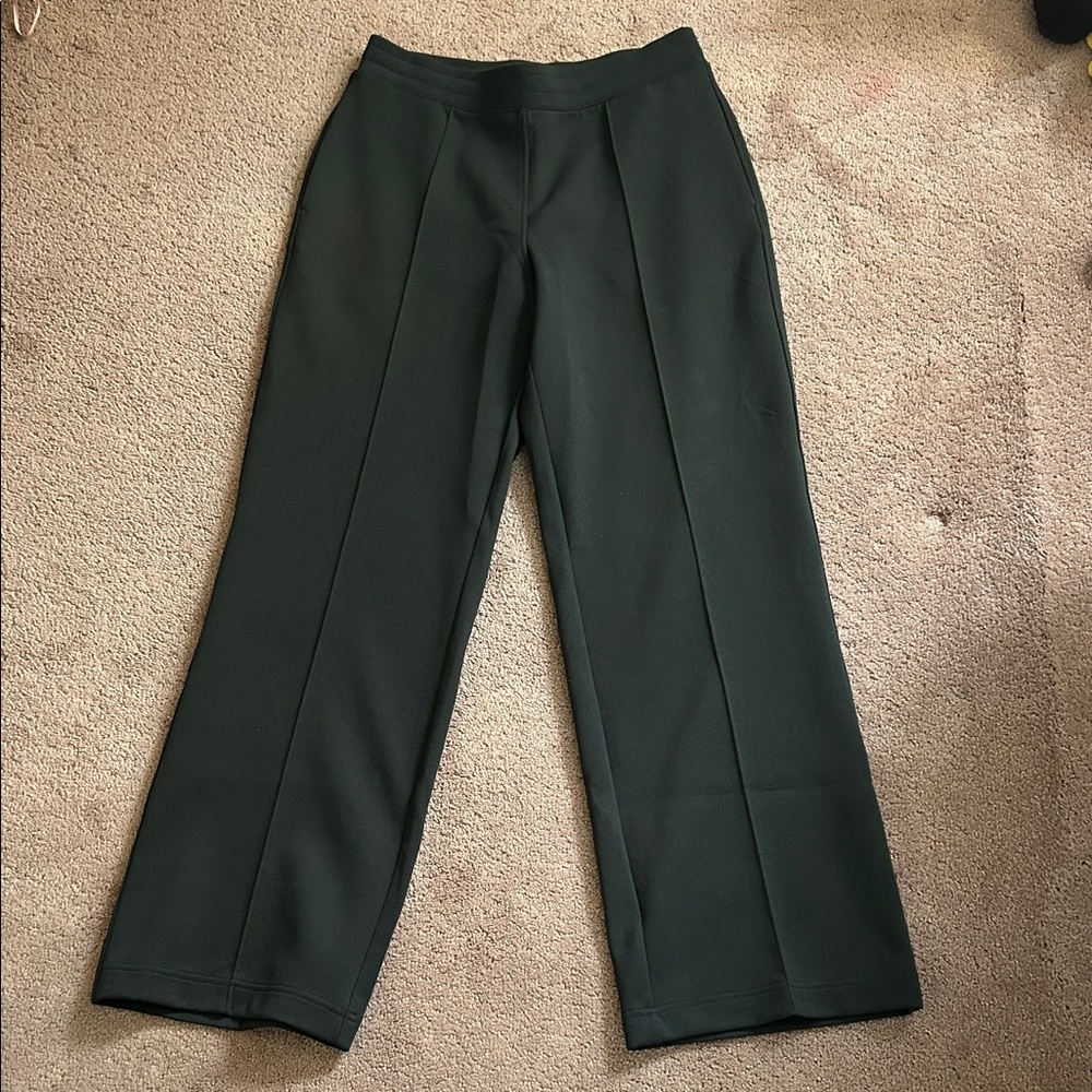 Uniqlo Dark Green Pleated Pants